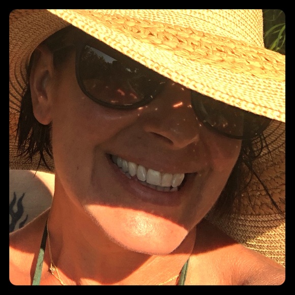 Meet your Posher, Tara - Picture 1 of 1